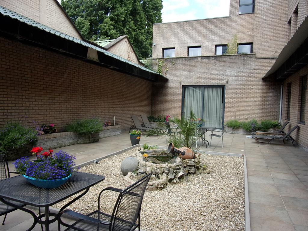 Condo Gardens Bruxelas Exterior foto